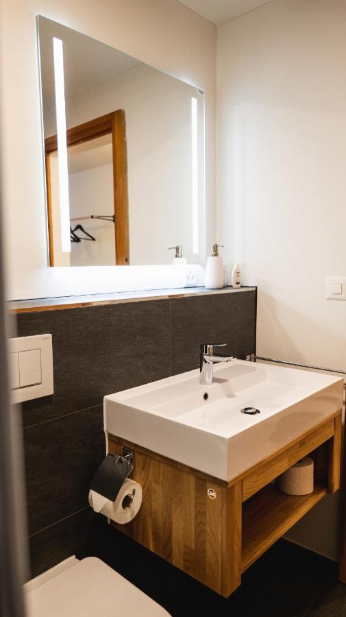 Wunderstay Alpine 403 Centric Balcony/view Apartment Davos